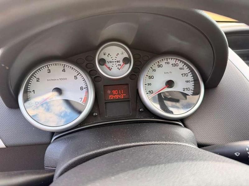 Usata Peugeot 207 73 CV (53 kW) 2007 Berlina