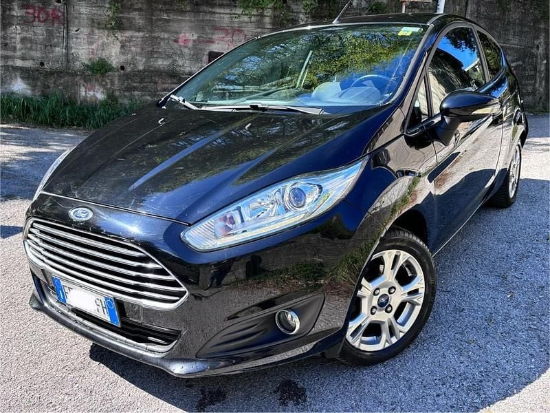 Usata Ford Fiesta 80 CV (58 kW) 2016 Nero Coupé