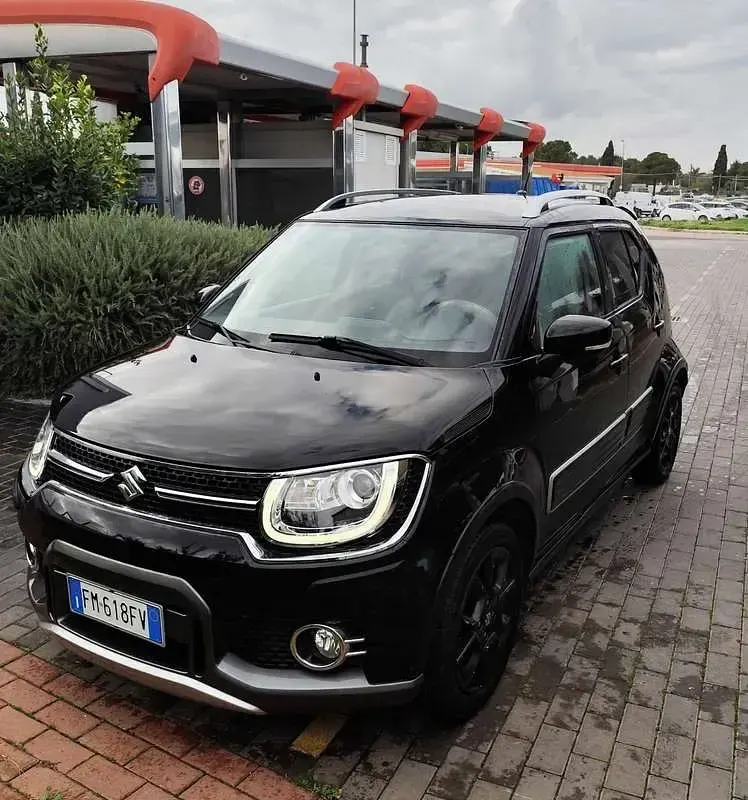 Usata Suzuki Ignis 90 CV (66 kW) 2018 Nero SUV