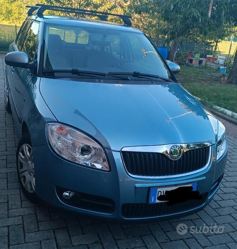 Blu/azzurro Usata 2009 Skoda Fabia Style Due volumi | 2900 € (Cara) - Immagine 1/4