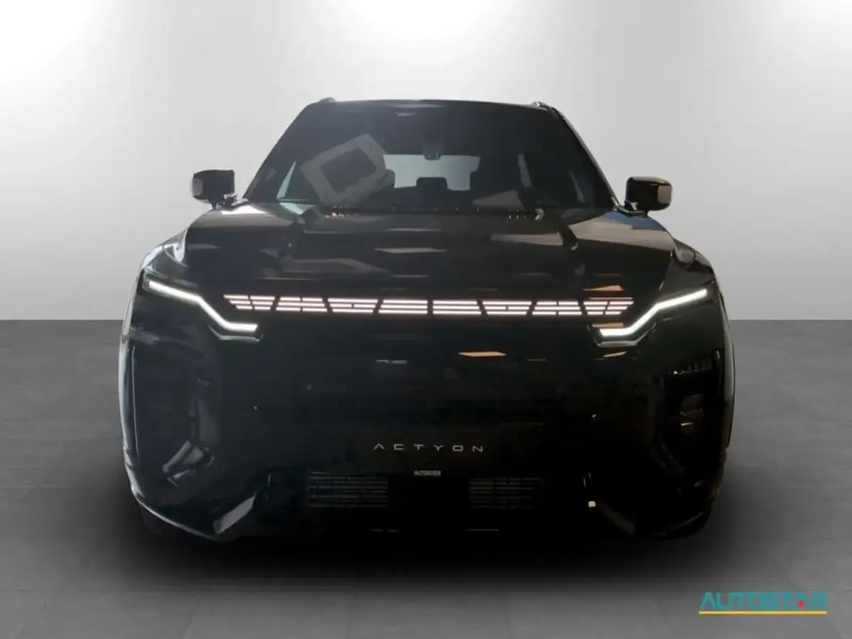 Nuova KGM Actyon 163 CV (119 kW) 2026 Lak  space black SUV
