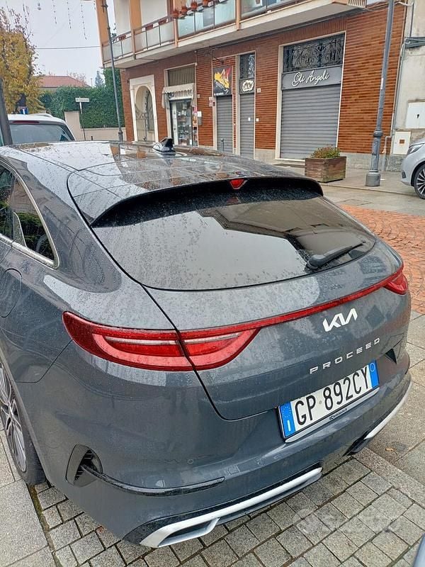 Usata Kia ProCeed GT-Line 160 CV (117 kW) 2023 Grigio Station wagon