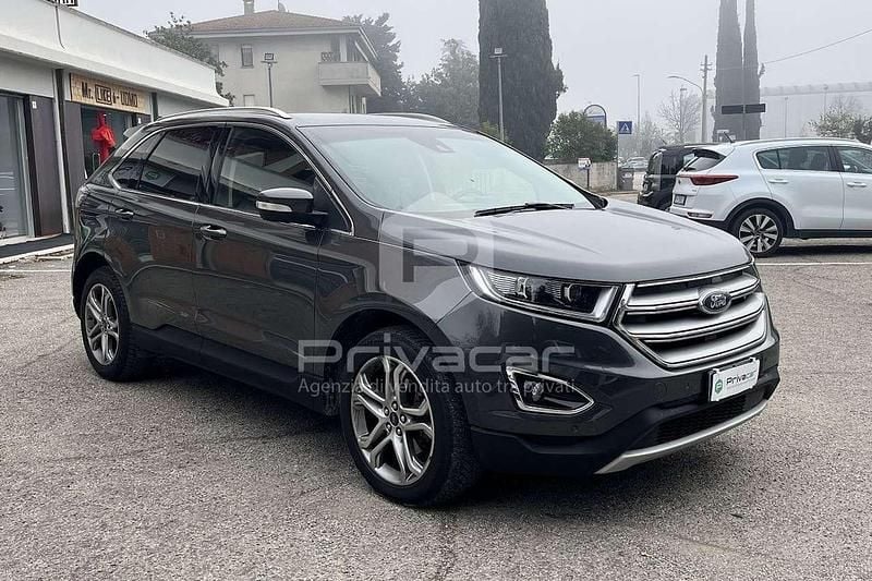Usata Ford Edge Titanium 210 CV (154 kW) 2017 Grigio SUV