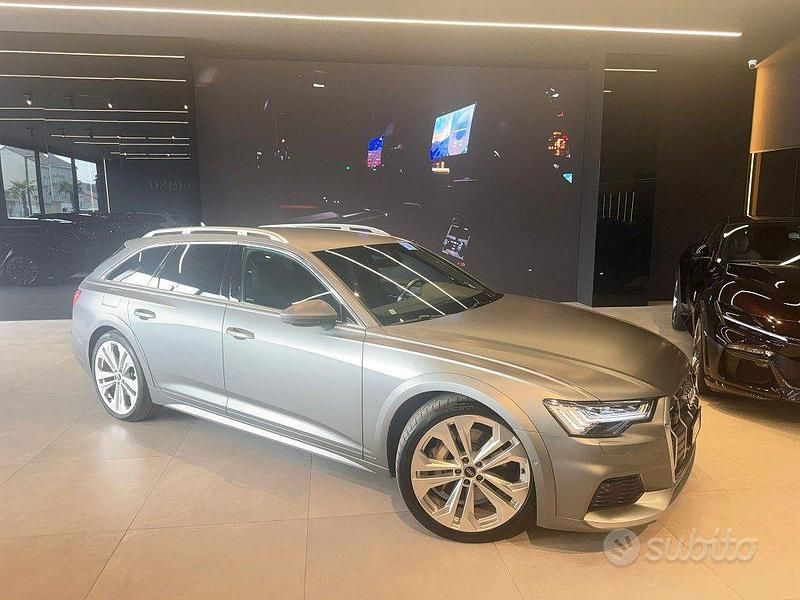 Usata Audi A6 340 CV (250 kW) 2022 Bianco metallizzato Station wagon