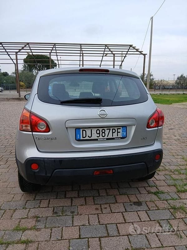 Usata Nissan Qashqai Acenta 106 CV (77 kW) 2007 Grigio SUV