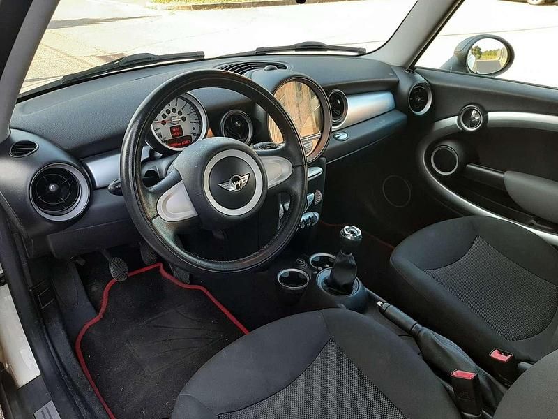 Usata Mini ONE Chili 95 CV (69 kW) 2009 Beige Utilitaria