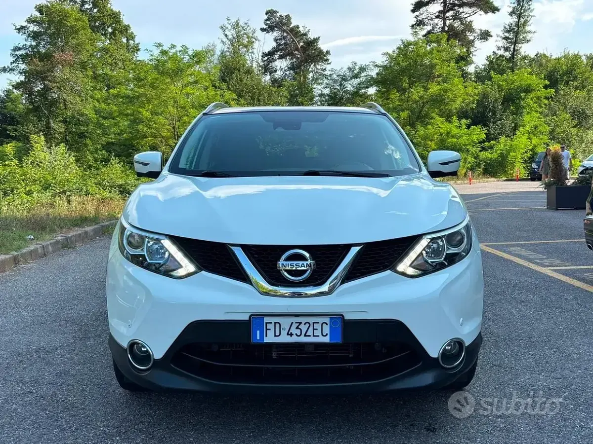 Usata Nissan Qashqai 116 CV (85 kW) 2016 Bianco SUV