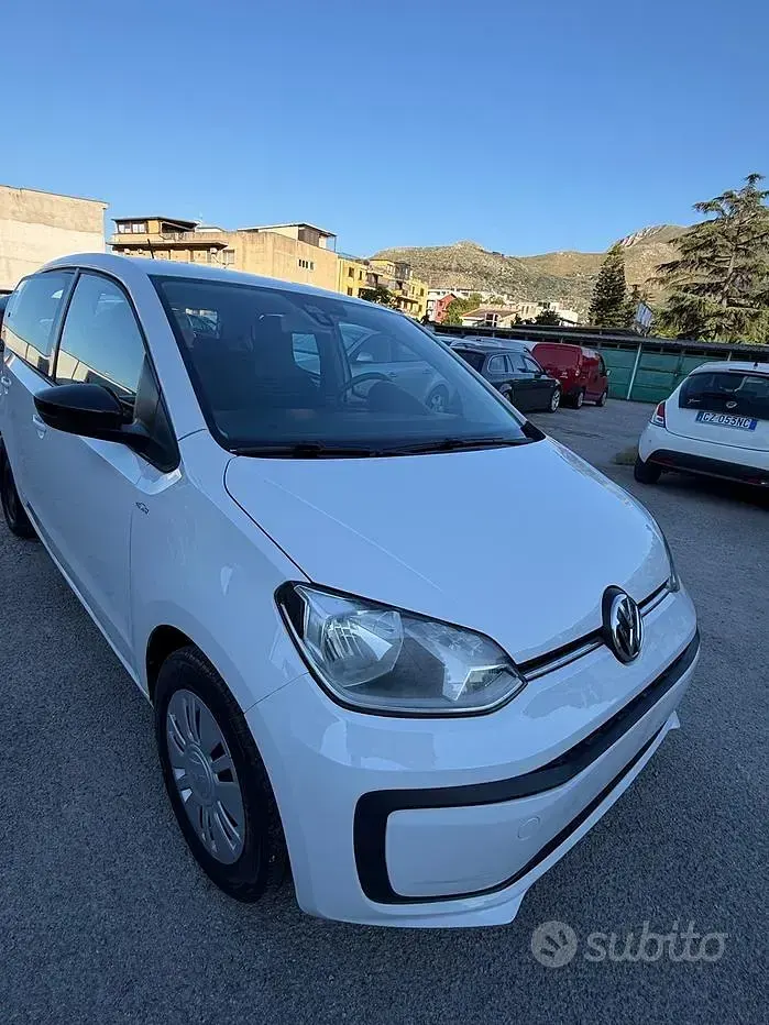 Usata VW up! 70 CV (51 kW) 2019 Bianco Utilitaria