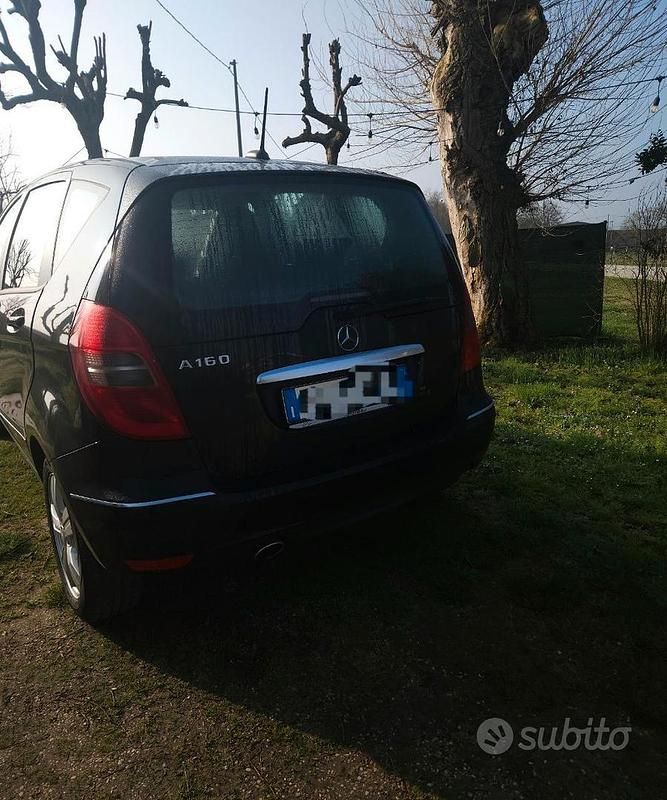 Usata Mercedes A160 95 CV (69 kW) 2010 Nero Utilitaria