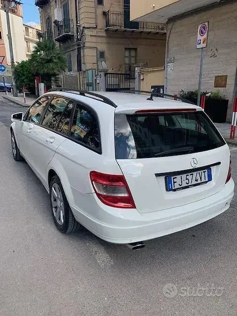 Usata Mercedes C220 2009 Bianco Station wagon