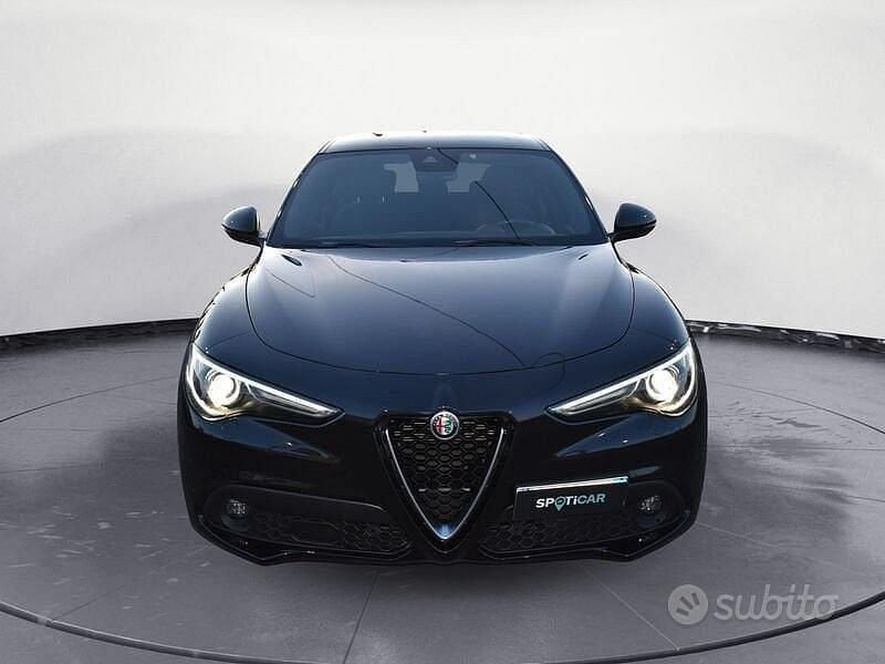 Usata Alfa Romeo Stelvio Super 160 CV (117 kW) 2022 Nero SUV