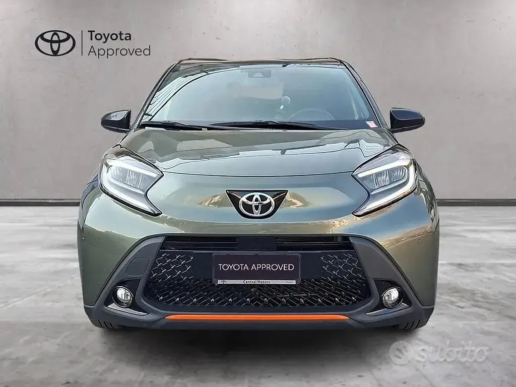 Usata Toyota Aygo X Limited 72 CV (52 kW) 2022 Verde SUV