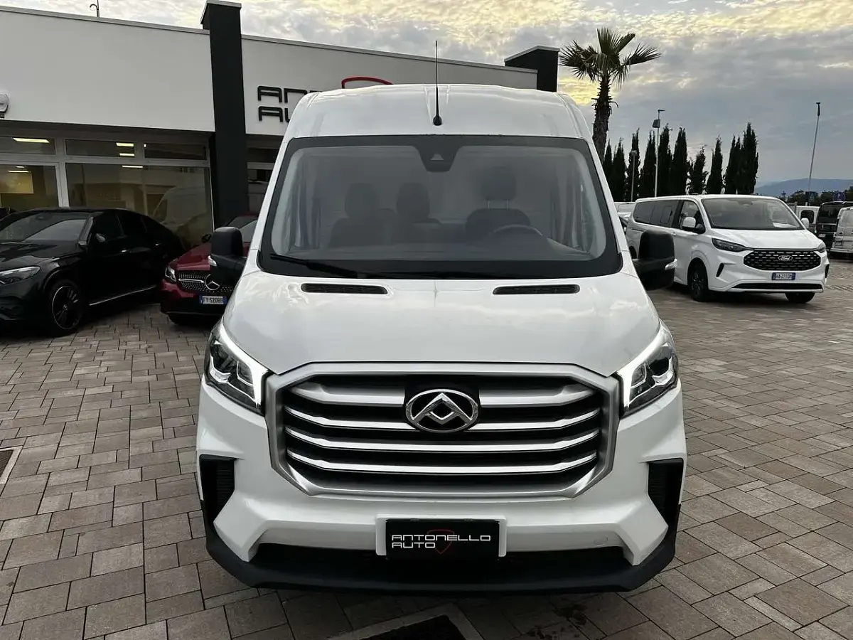 Usata Maxus V90 150 CV (110 kW) 2023 Bianco Furgone
