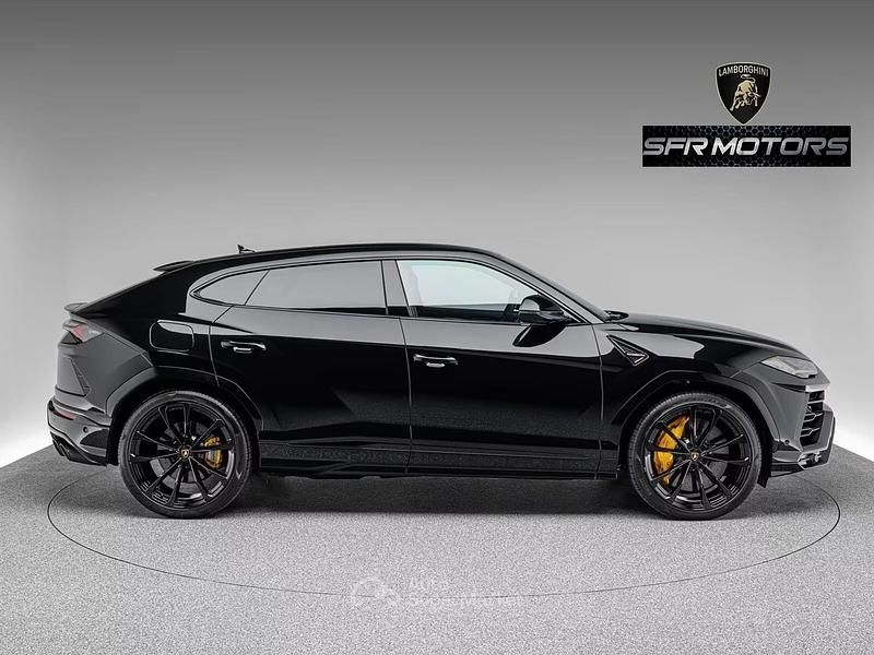 Usata Lamborghini Urus 650 CV (478 kW) 2022 Nero SUV