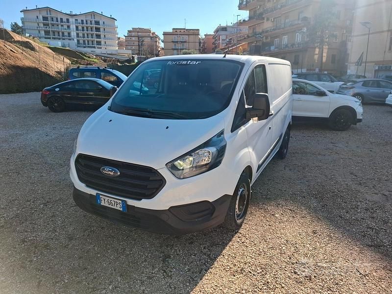 Bianco Usata 2019 Ford Transit Custom Tre volumi | 13.900 € (Ottimo prezzo) - Immagine 1/4