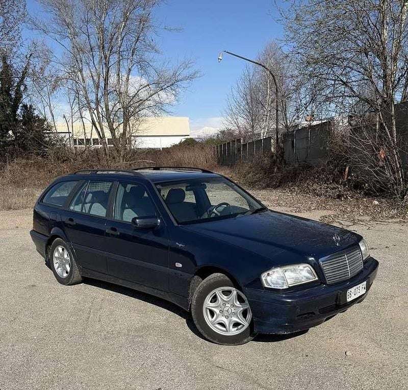 Usata Mercedes C180 Classic 122 CV (89 kW) 1998 Station wagon