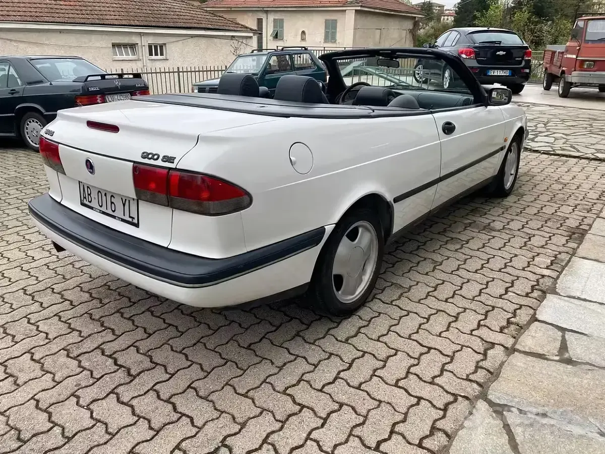 Usata Saab 900 185 CV (136 kW) 2004 Bianco Cabrio