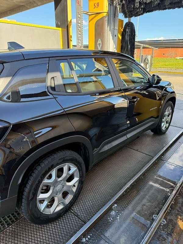 Usata Jeep Avenger Altitude 101 CV (74 kW) 2023 Nero SUV