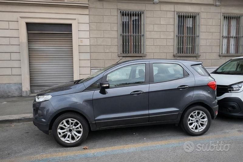 Usata Ford Ecosport 125 CV (91 kW) 2016 Grigio SUV