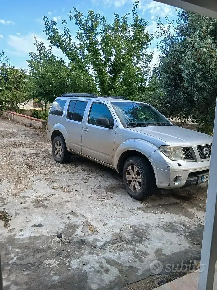 Usata Nissan Pathfinder 171 CV (125 kW) 2006 Grigio SUV