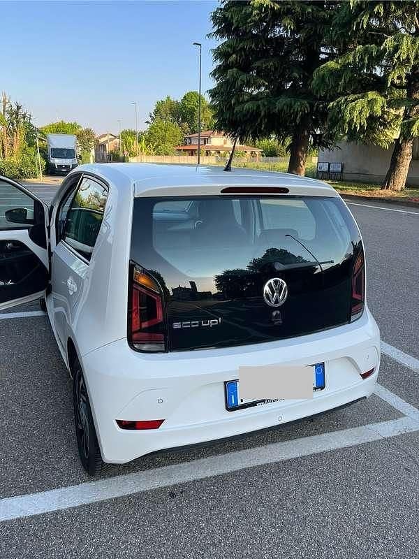 Usata VW up! Highline 68 CV (50 kW) 2019 Utilitaria