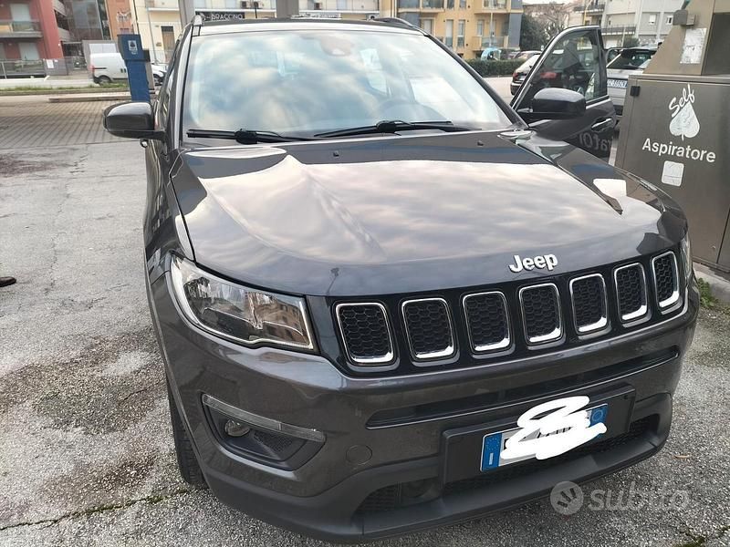Grigio Usata 2022 Jeep Compass Longitude SUV | 14.500 € (Super prezzo) - Immagine 1/3