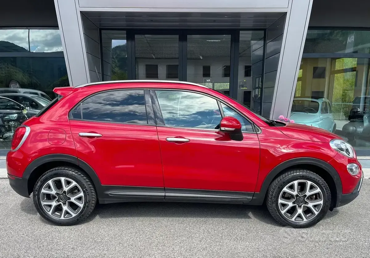 Usata Fiat 500X Cross 120 CV (88 kW) 2016 Rosso SUV
