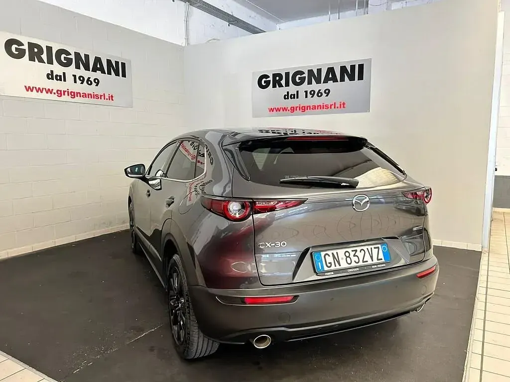 Usata Mazda CX-30 186 CV (136 kW) 2023 Machine gray m SUV