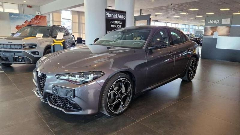 Nuova Alfa Romeo Giulia Sprint 160 CV (117 kW) 2026 Grigio scuro Berlina