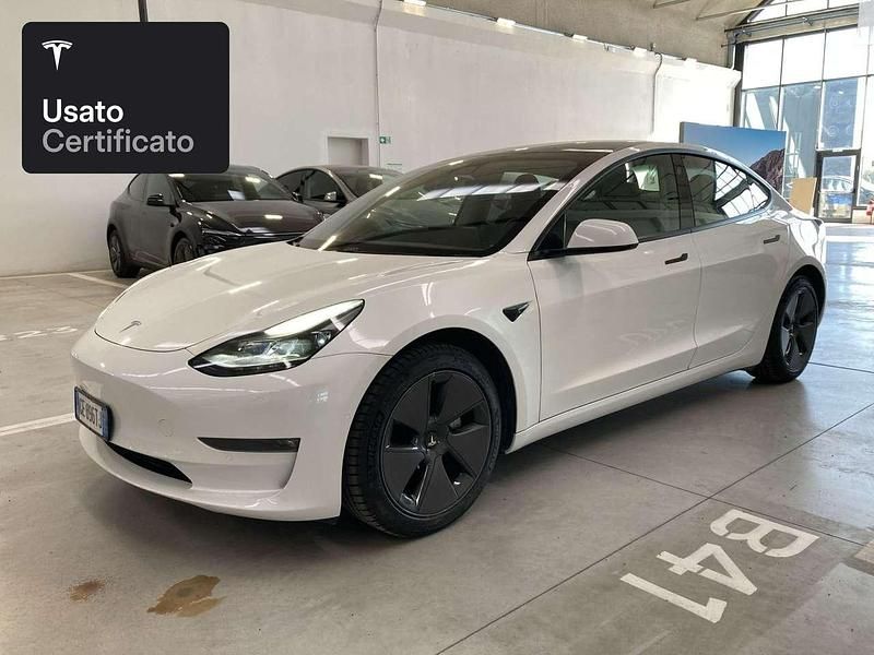Usata Tesla Model 3 Long Range AWD 324 kW (441 CV) 2021 Pearl white multicoat Berlina