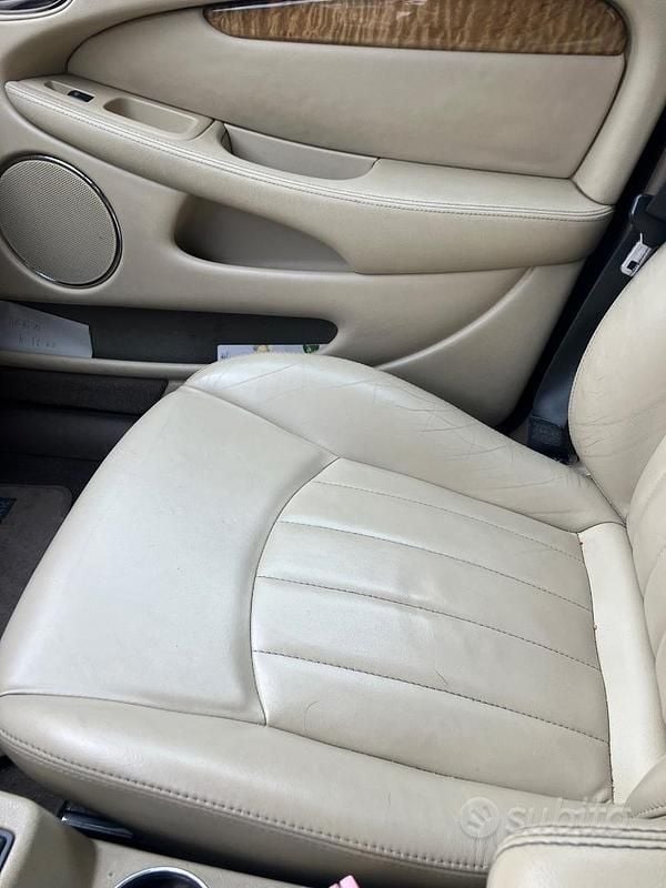 Usata Jaguar X-type 131 CV (96 kW) 2005 Verde Berlina