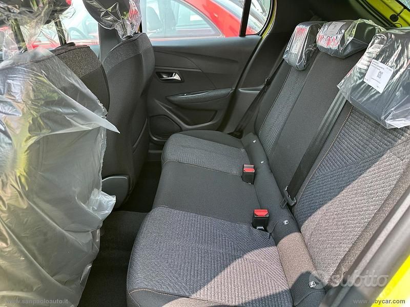 Nuova Peugeot 208 Style 100 CV (73 kW) 2025 Bianco Utilitaria