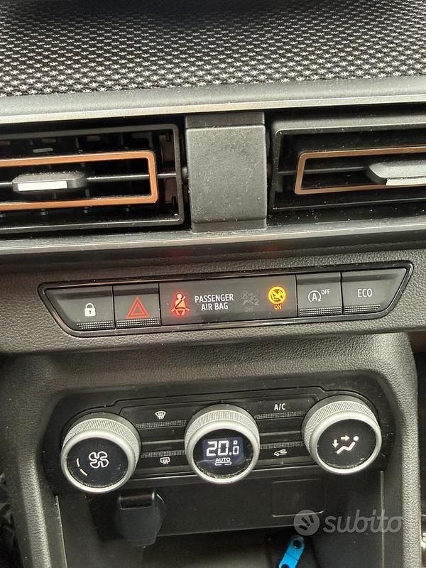 Usata Dacia Sandero Expression 101 CV (74 kW) 2023 Bianco Berlina