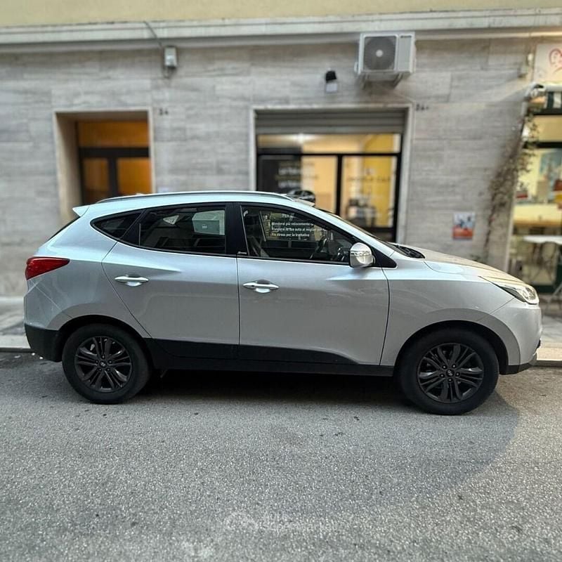 Usata Hyundai ix35 Xpossible 116 CV (85 kW) 2014 Grigio SUV