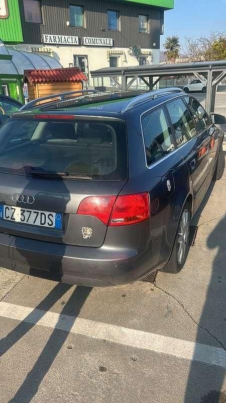 Usata Audi A4 Comfort 150 CV (110 kW) 2006 Grigio Berlina