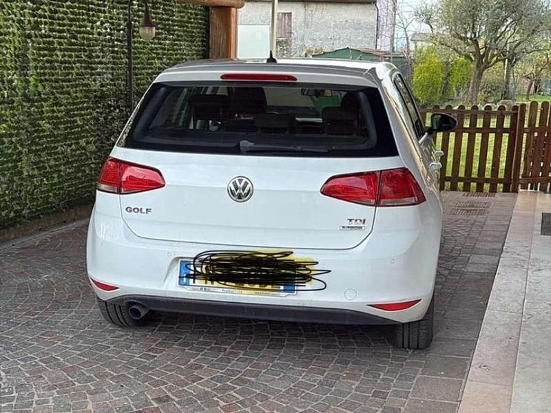 Usata 2016 VW Golf Sportsvan Monovolume | 14.000 € (Cara) - Immagine 1/4