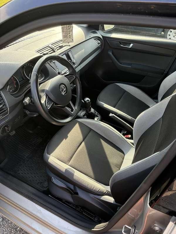 Usata Skoda Fabia Design Edition 90 CV (66 kW) 2016 Berlina