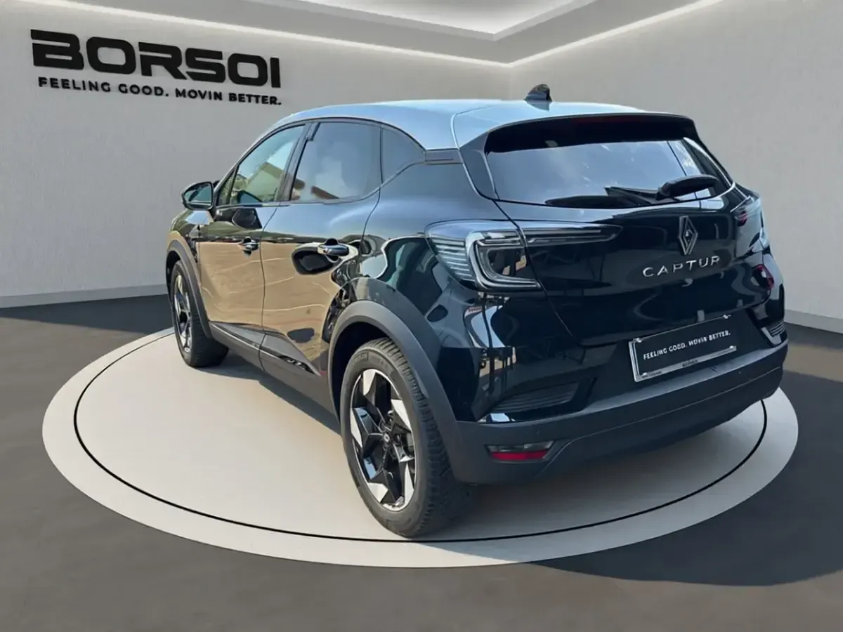 Usata Renault Captur Techno 91 CV (66 kW) 2025 Be style ginevra (nero etoilé + tetto grigio magnete) SUV