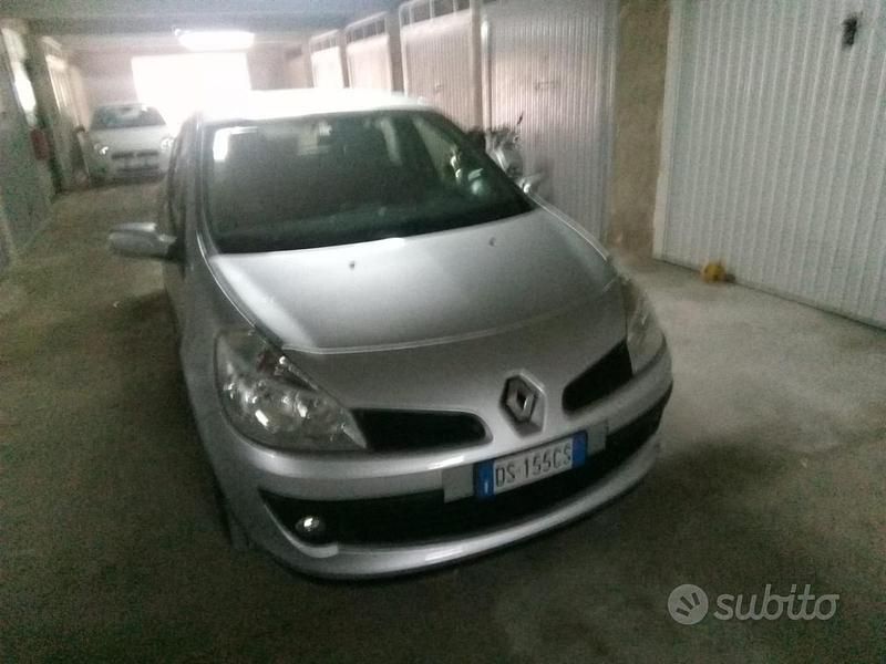Usata Renault Clio II 85 CV (62 kW) 2008 Utilitaria