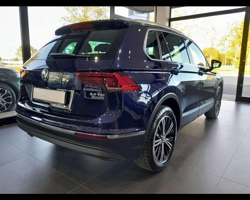 Usata VW Tiguan Executive 179 CV (131 kW) 2016 Blu SUV