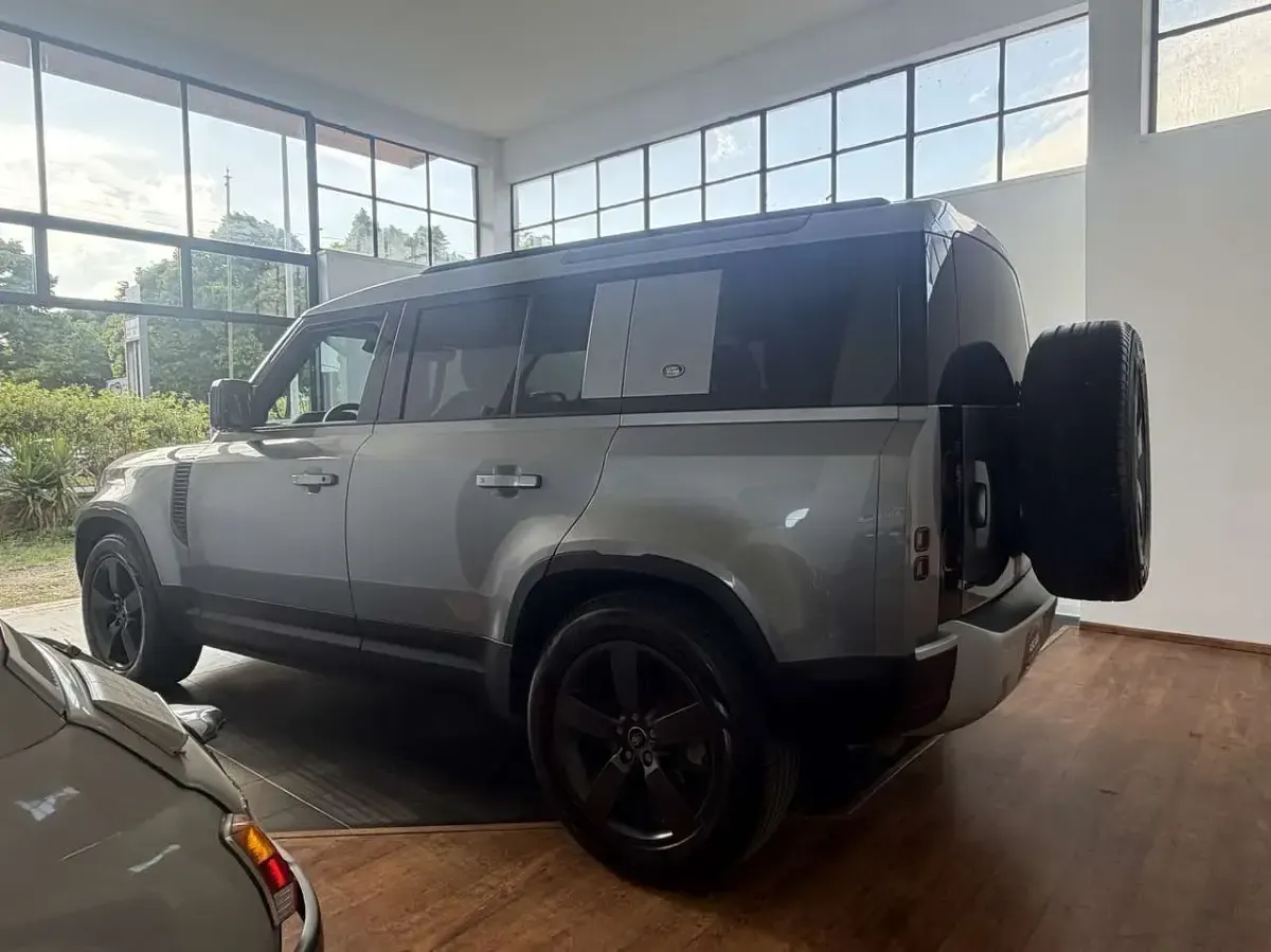 Usata Land Rover Defender HSE 200 CV (147 kW) 2022 Other SUV