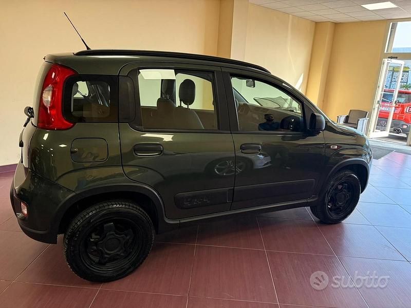 Usata Fiat Panda 4x4 S 85 CV (62 kW) 2019 Verde Utilitaria
