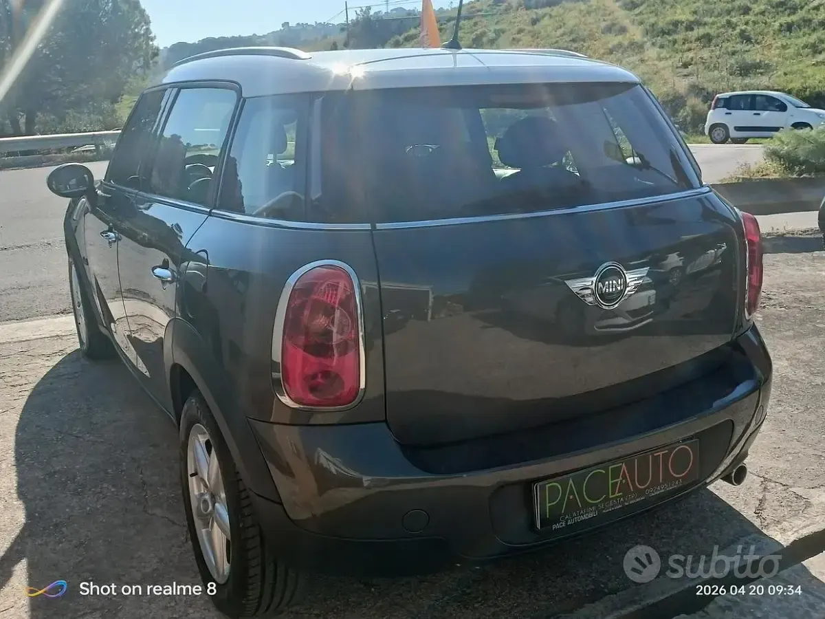 Usata Mini Cooper Countryman 111 CV (81 kW) 2012 Grigio SUV