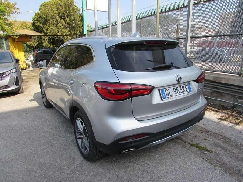 Usata MG EHS Luxury 162 CV (119 kW) 2023 Argento SUV