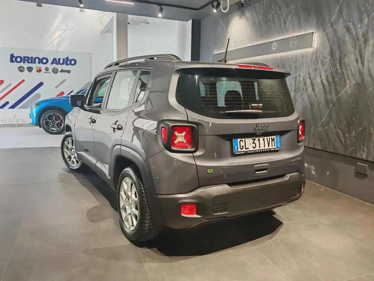 Usata Jeep Renegade Limited 131 CV (96 kW) 2022 Grigio SUV