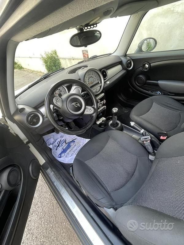 Usata Mini Cooper 2007 Bianco Utilitaria
