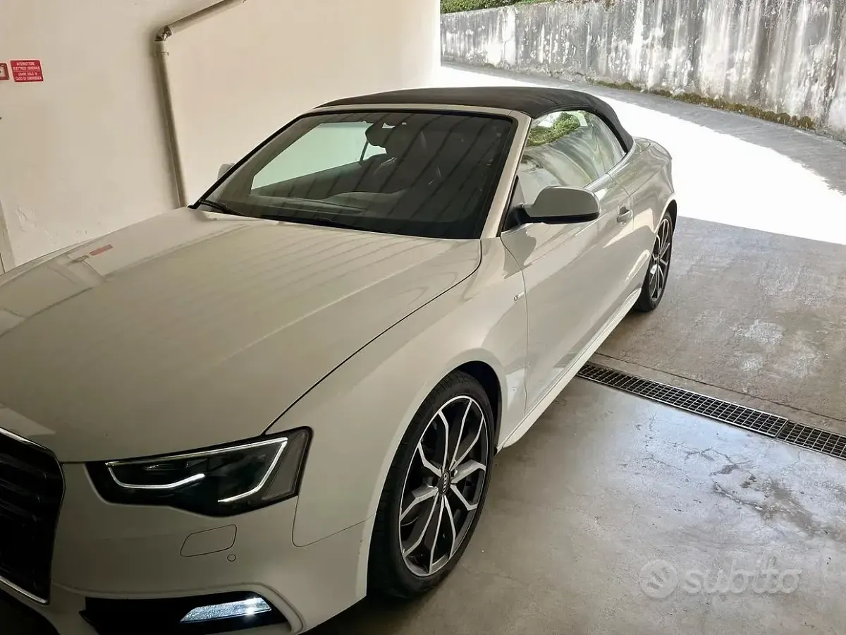 Usata Audi A5 Cabriolet Advanced 177 CV (130 kW) 2013 Bianco Cabrio