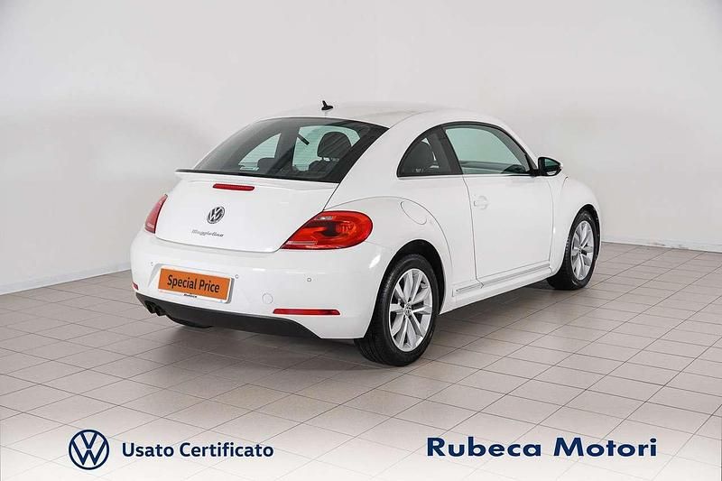 Usata VW Beetle Design 160 CV (117 kW) 2012 Bianco Utilitaria