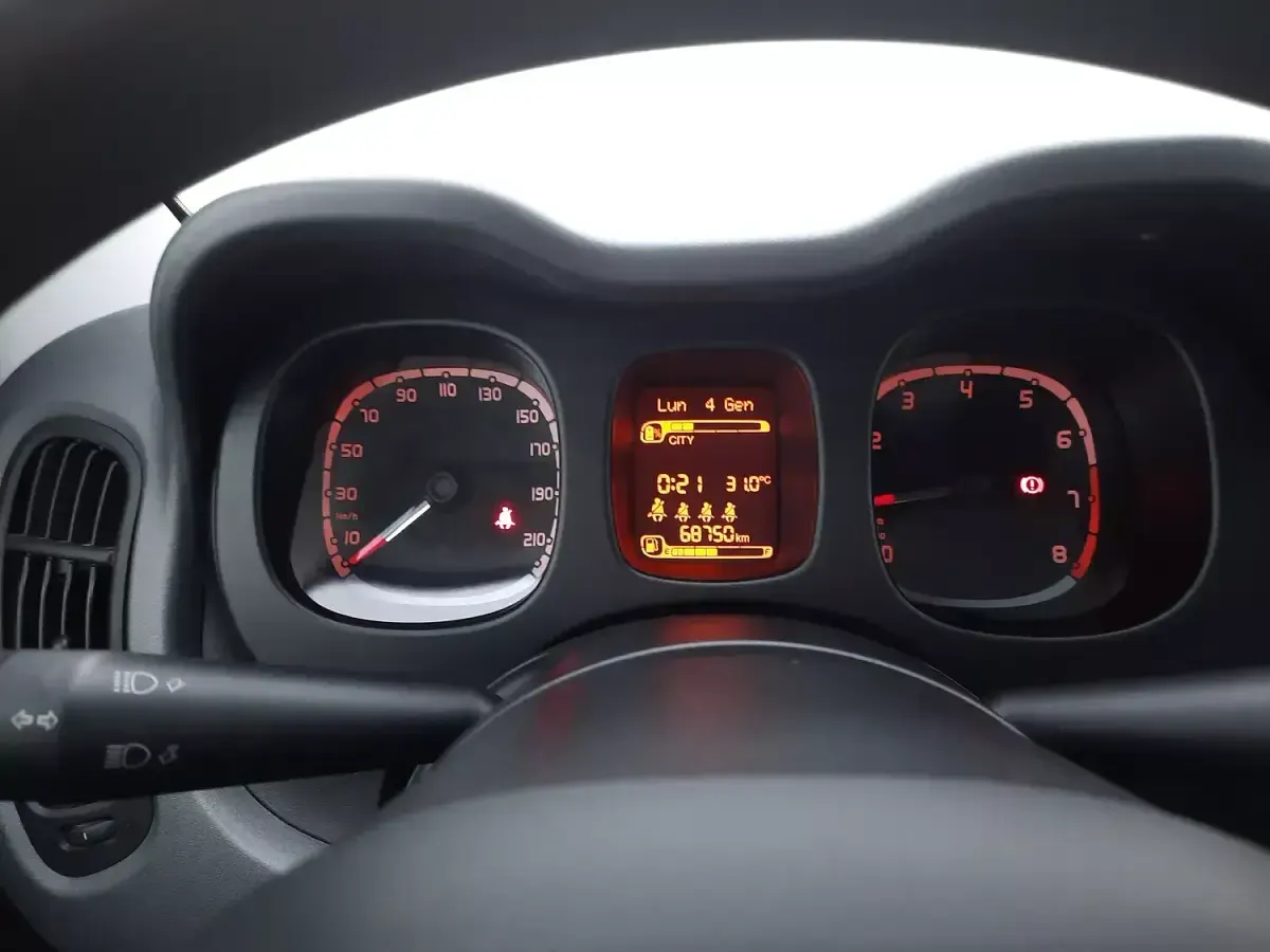 Usata Fiat Panda City Life 70 CV (51 kW) 2022 Grigiogrigio Utilitaria