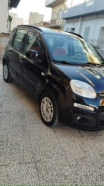 Usata Fiat Panda Connect 69 CV (50 kW) 2019 Nero Utilitaria